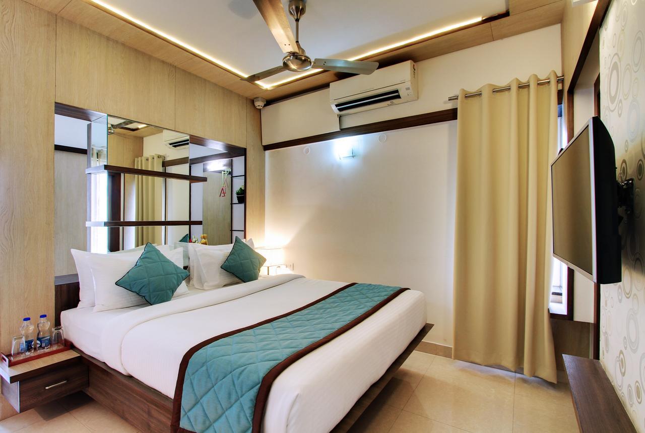 White Castle Boutique Apartment Hotel Bangalore Ngoại thất bức ảnh